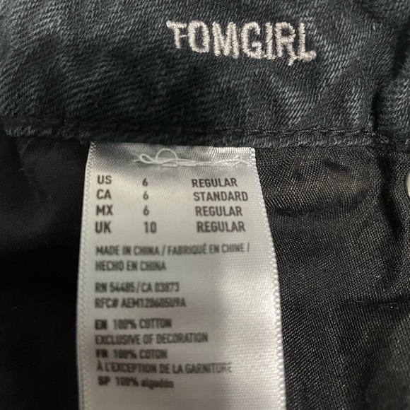 American Eagle Tomgirl Jeans - Picture 4 of 4
